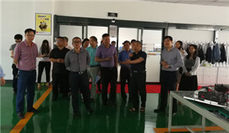 我院課題組赴漣源市開展《婁底資源型城市轉(zhuǎn)型升級，深化供給側(cè)結(jié)構性改革》